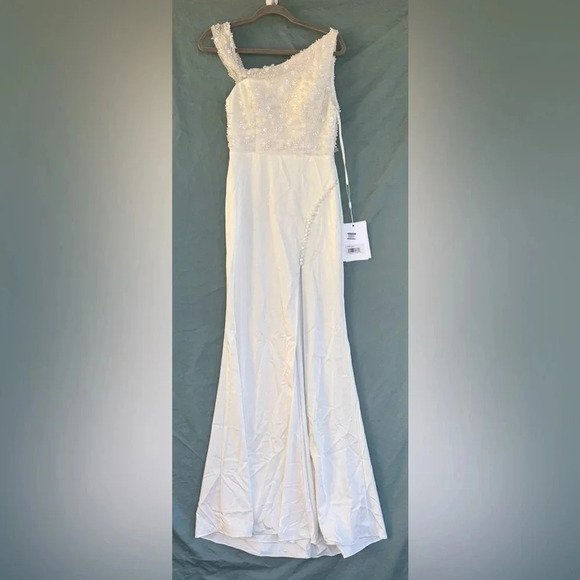 NWT MAC DUGGAL Embellished drop shoulder column gown, Ivory Sz 2 Beaded Sequins - Picture 1 of 12
